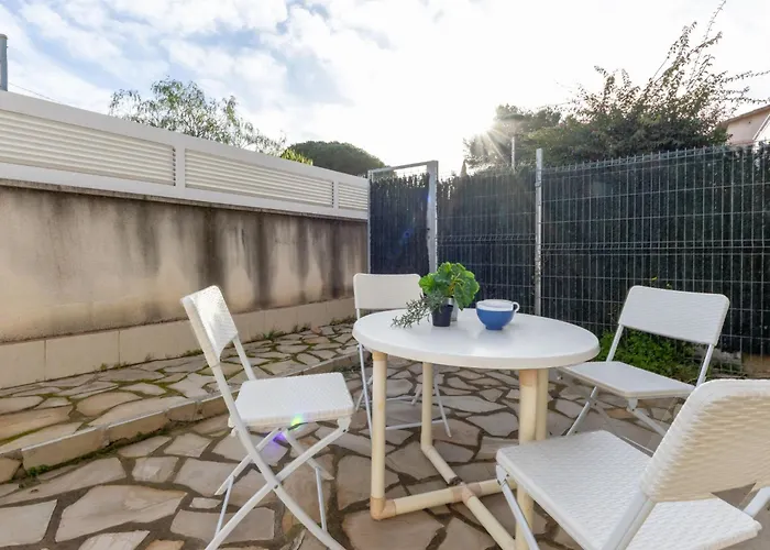 Higini Angles-3 By Interhome * Cambrils